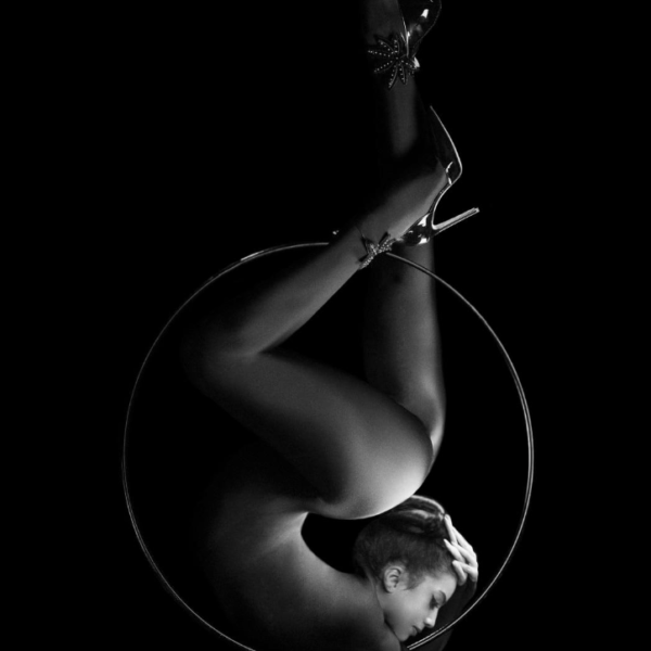 Contorsionniste et photographe